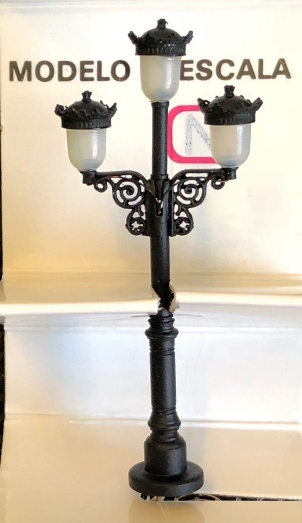 FAROLA TRIPLE 55mm. ANESTE 2517