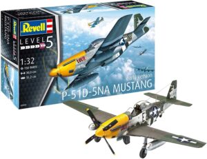 REVELL P-51D-5NA MUSTANG 1/32. 03944