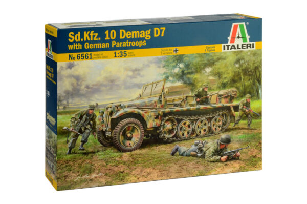 ITALERI Sd.Kfz. 10 DEMAG D7 1/35. 6561