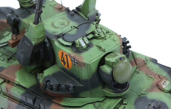 MENG FLAKPANZER GEPARD A1/A2 1/35. TS-030 - Imagen 3