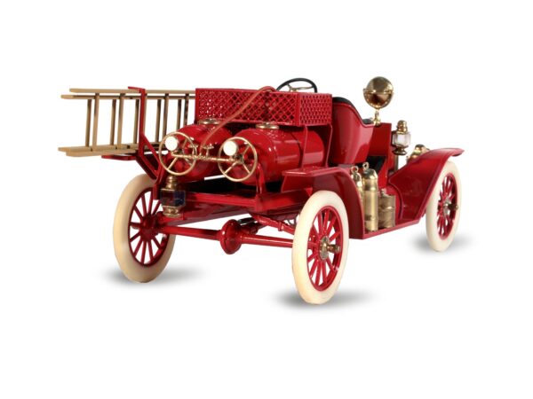 ICM MODEL T 1914 FIRETRUCK 1/24. 24004 - Imagen 2