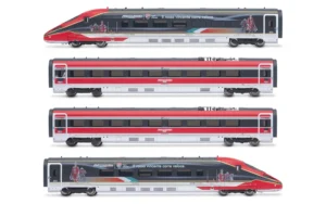 TREN DE ALTA VELOCIDAD FS TRENITALIA, FRECCIAROSSA 1000, DUCATI. ARNOLD HN2620