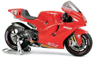 TAMIYA DUCATI DESMOSEDICI 1/12. 14101