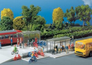 ESTACIÓN AUTOBUSES CON PARKING PARA BICICLETAS. FALLER 180553