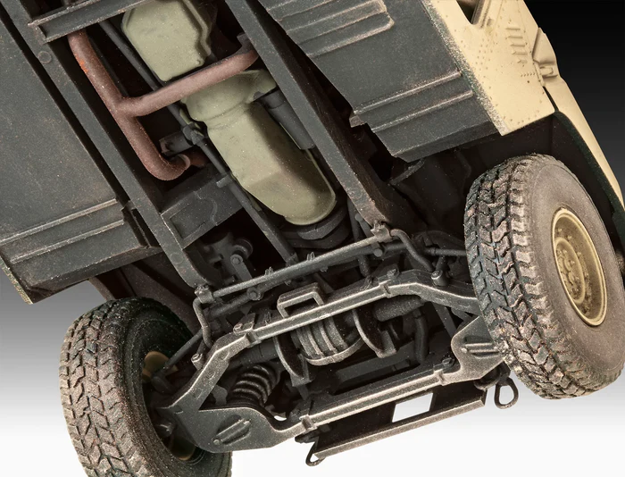 REVELL HMMWV M109 7A2 1/35. 03366 - Imagen 4