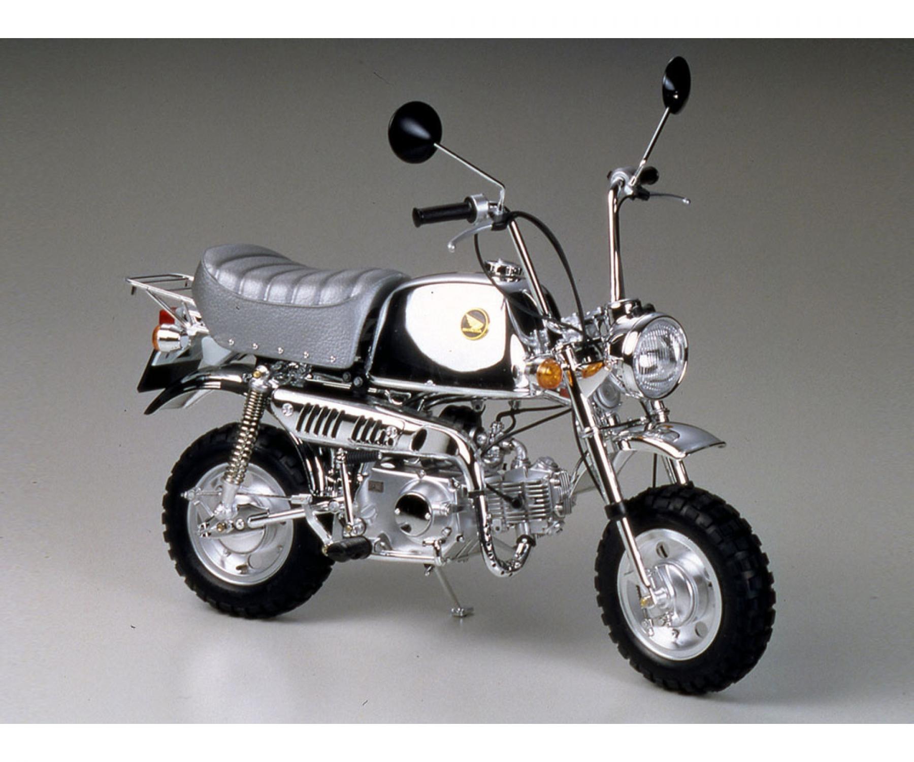 TAMIYA HONDA GORILLA SPRING COLLECTION 1/6. 16031