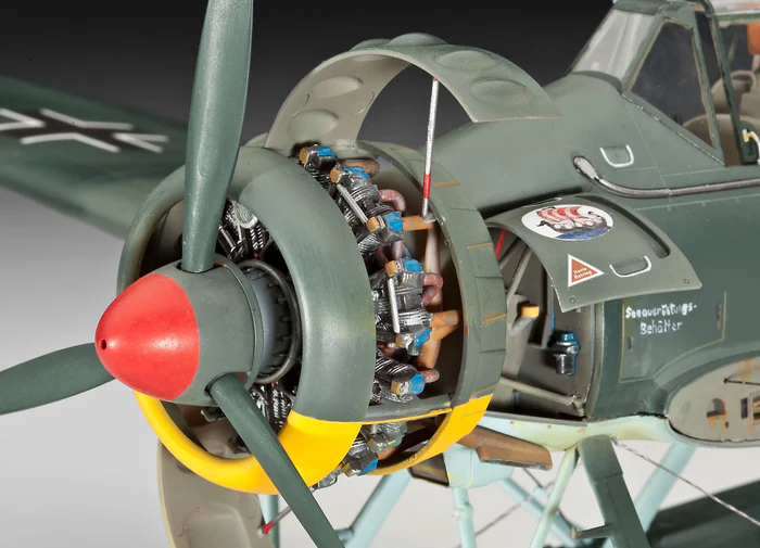REVELL HIDRAVION ARADO Ar 196A-3 1/32. 03787 - Imagen 2