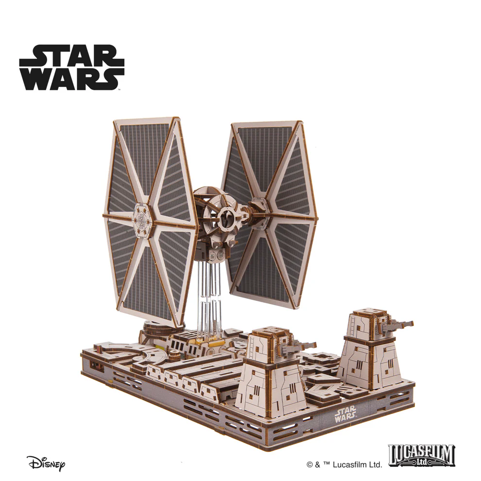 TIE FIGHTER STAR WARS 400 PIEZAS 1/55. UGEARS