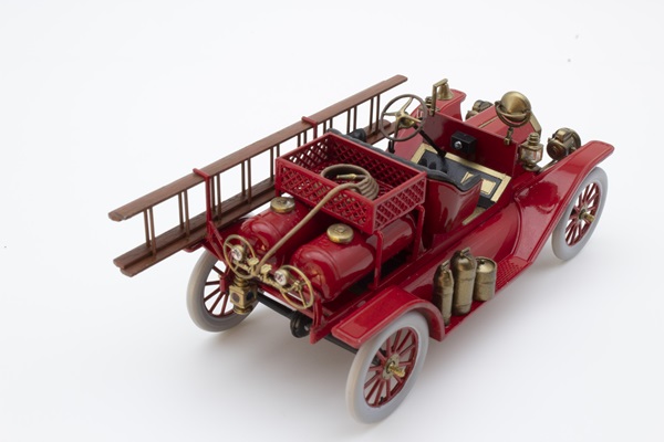 ICM FORD MODEL T 1914 FIRETRUCK 1/35. 35605 - Imagen 2