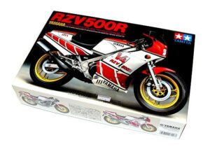 TAMIYA YAMAHA RZV500R 1/12. 14037