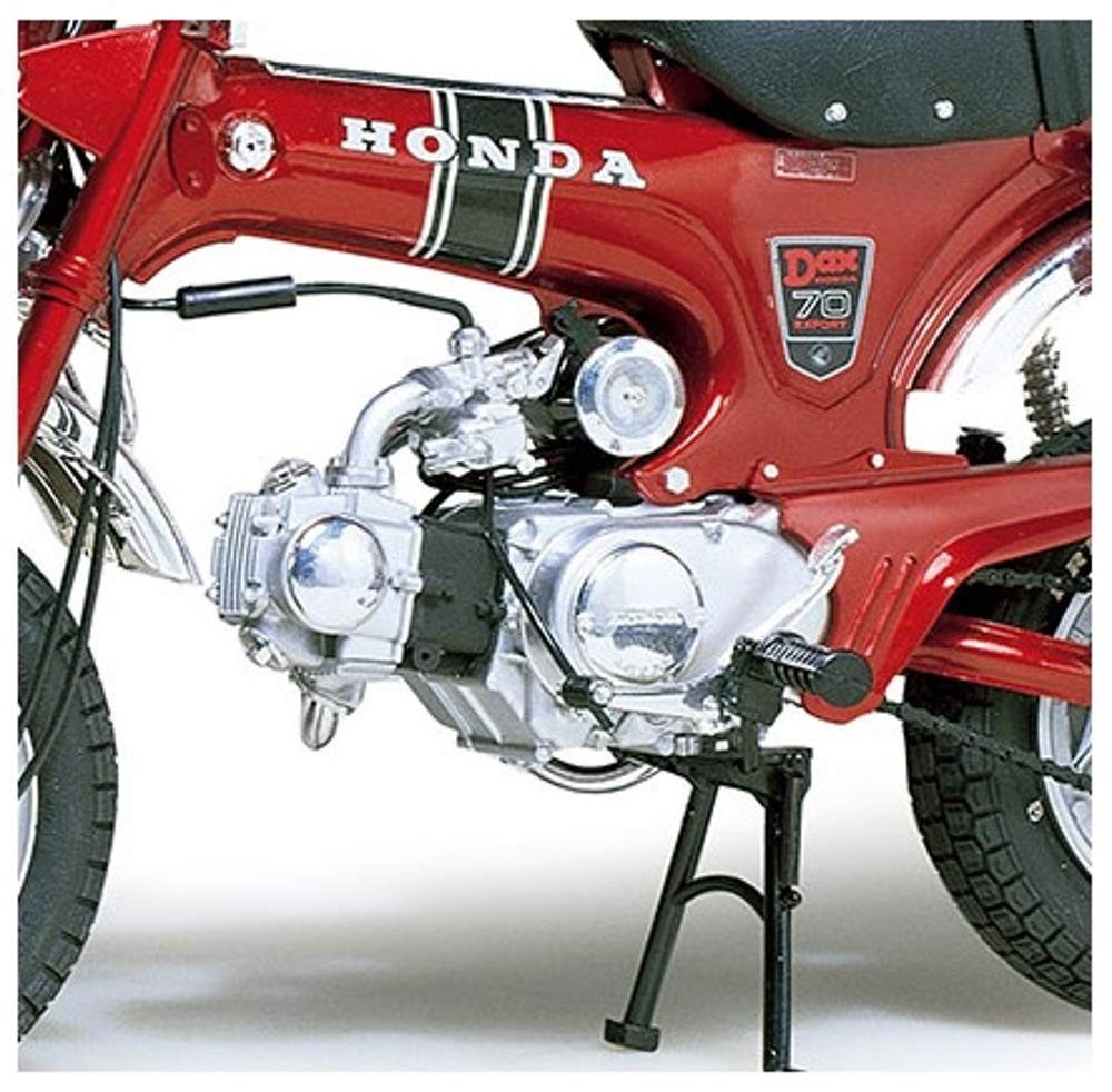 TAMIYA HONDA DAX EXPORT 70 1/6. 16002