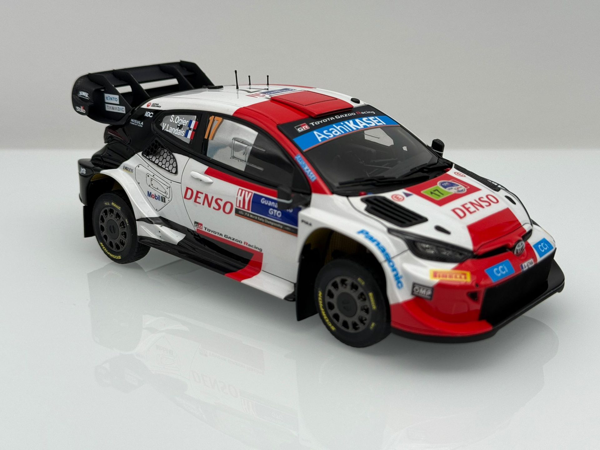 BELKITS TOYOTA GAZOO RACING YARIS RALLY HYBRID MEXICO 2023 1/24. BEL-026